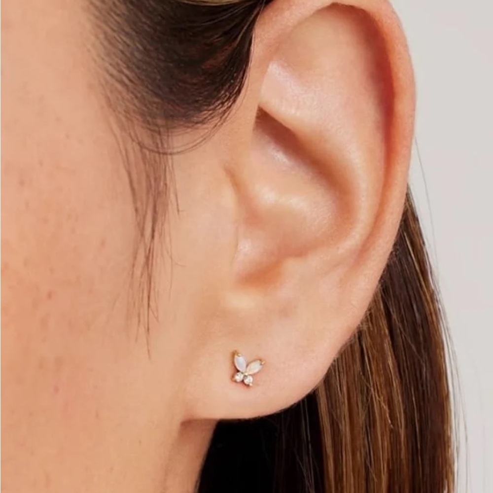 NIB Gorjana Butterfly Studs Earrings - Picture 2 of 7